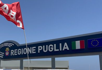 Bari 02 ottobre, protesta personale delle cooperative servizi ISPE Lecce.